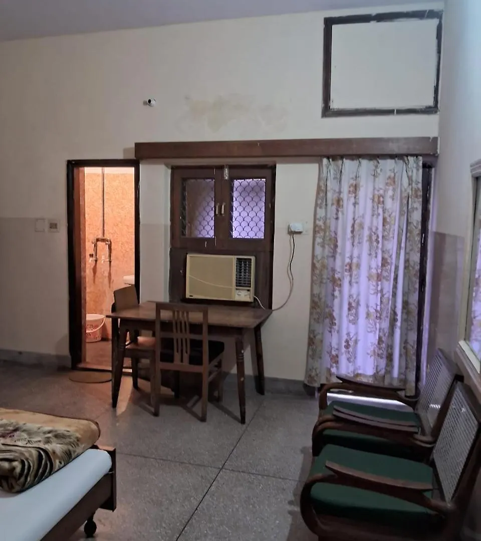 G.M. Guest House Varanasi